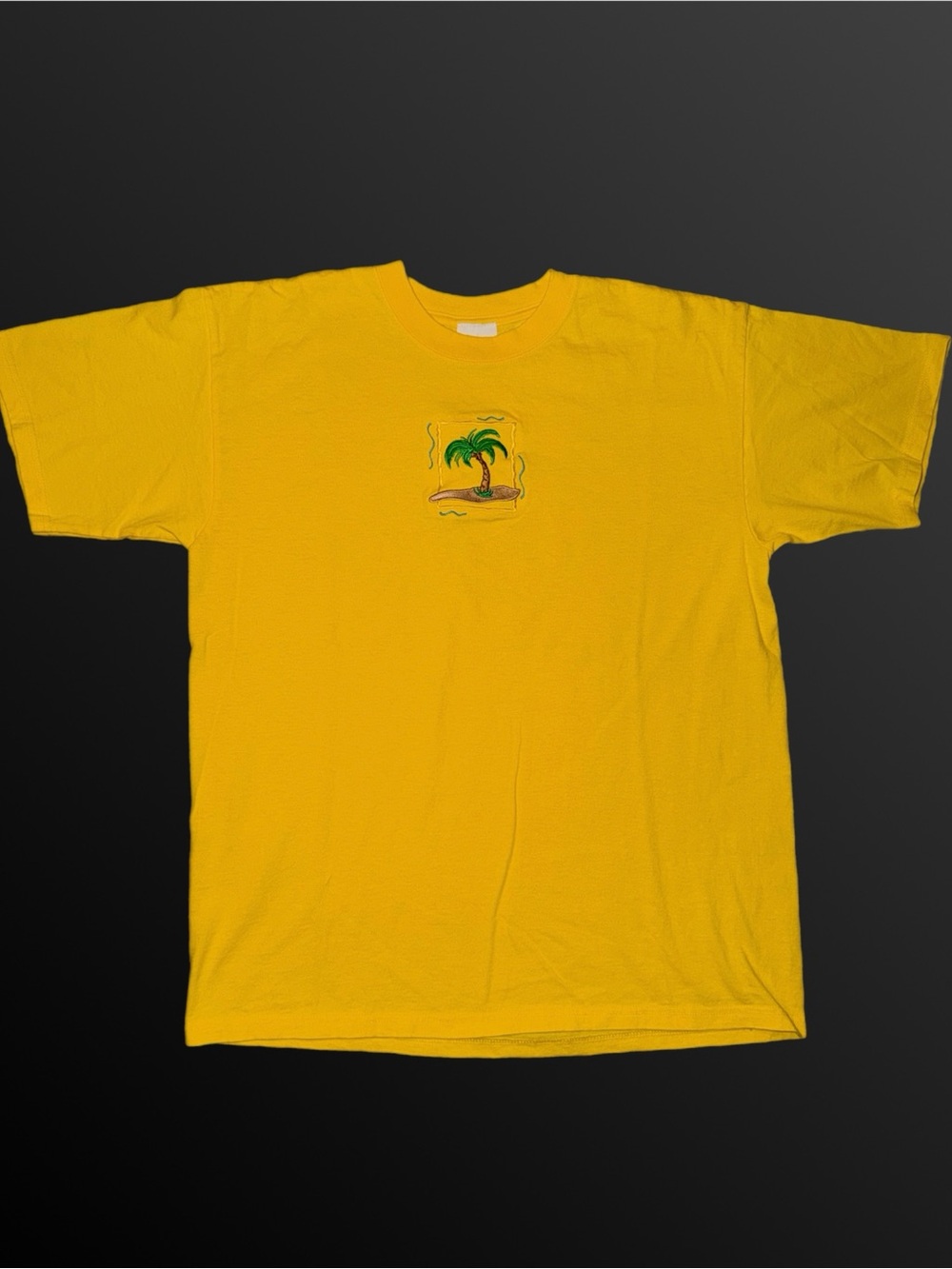 Vintage Rainforest cafe embroidered palm tree yellow t-shirt